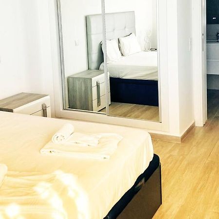 Vivenda Espacosa E Luminosa Βίλα Quelfes Εξωτερικό φωτογραφία